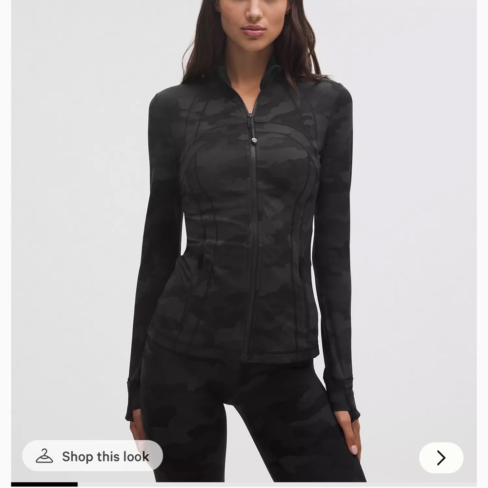 Lululemon Athletica camo deep coal multi size 6 define jacket